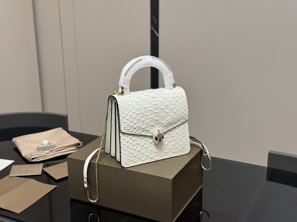 Bulgari Borsa Dupe 732