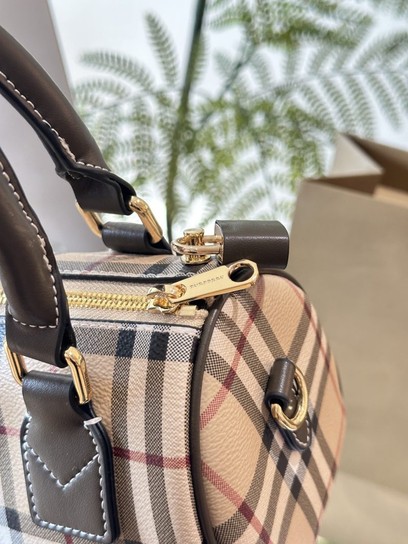 Burberry Bag Dupe 1790 - Image 3