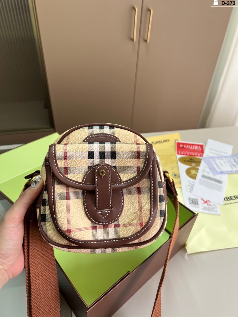 Burberry Bag Dupe 2303 - Image 3