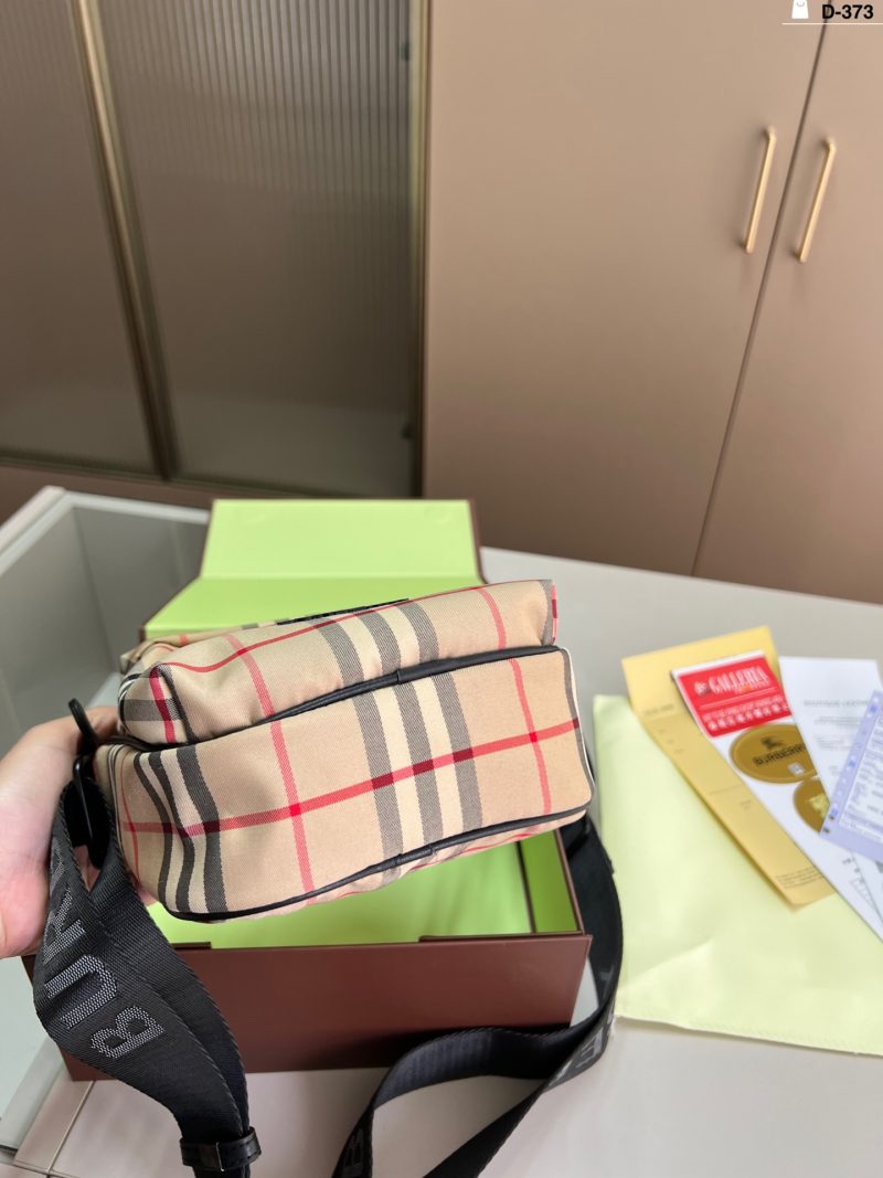 Burberry Bag Dupe 2304 - Image 3