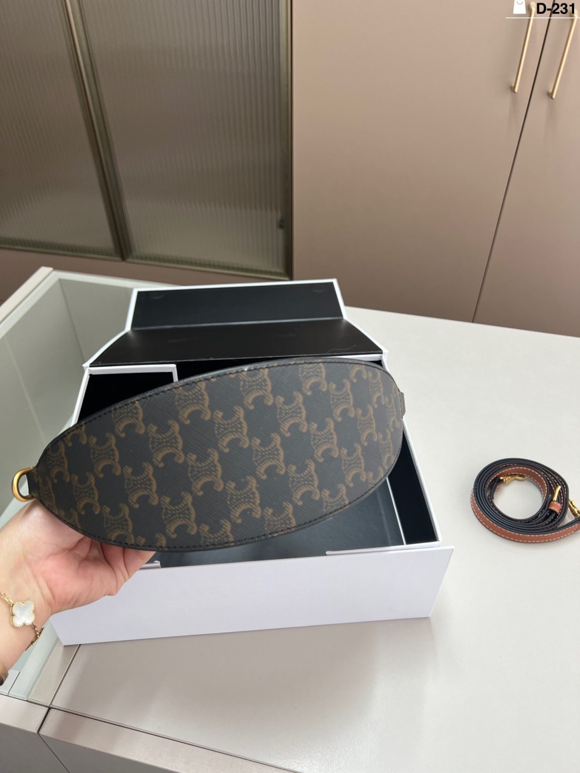 Celine Bag Dupe 2025 - Imagen 3