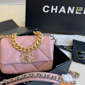 Dupe della borsa Chanel 1882