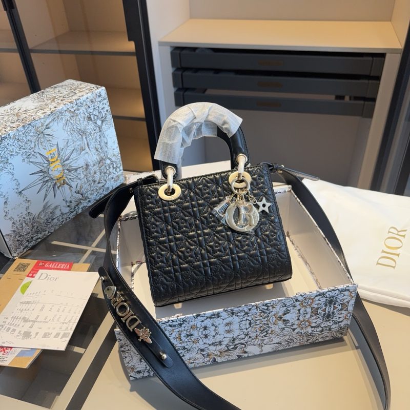 Dior Bag Dupe 1054 - Image 2