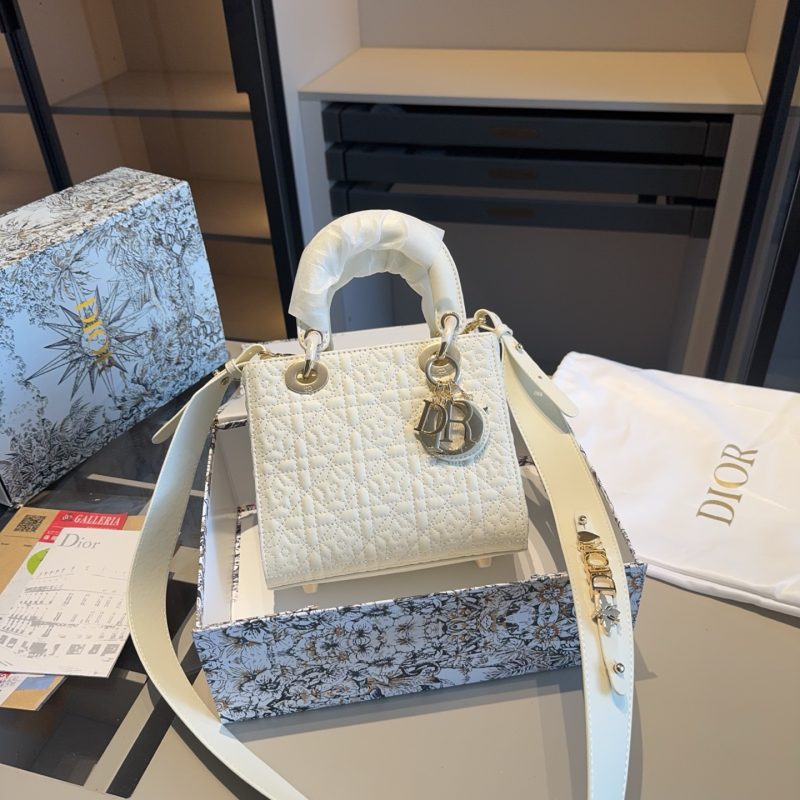 Dior Bag Dupe 1054 - Image 3