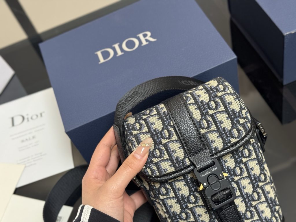 Dior Bag Dupe 1920 - Obraz 3
