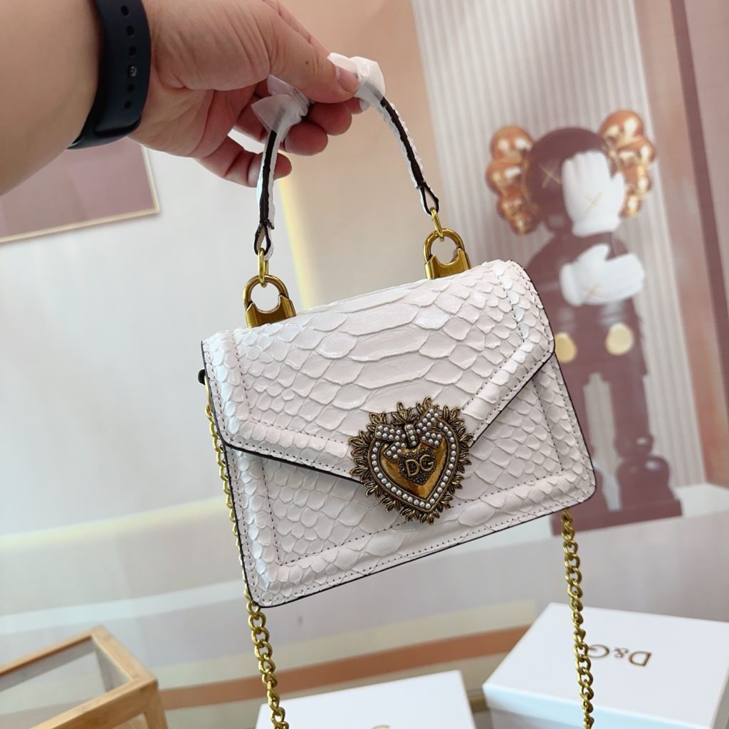 Dolce&Gabbana Bag Dupe 2023 - Imagen 3