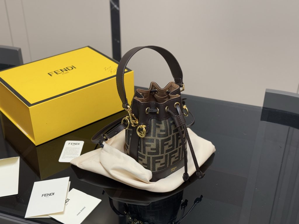 Fendi Bag Dupe 1644 - Image 2