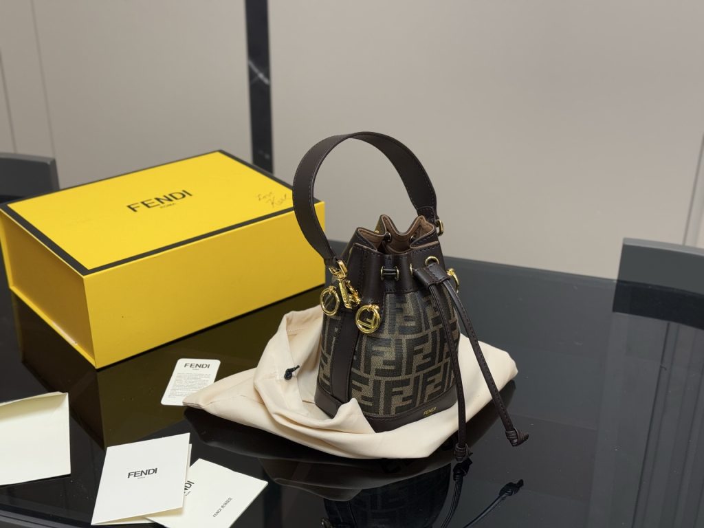 Fendi Bag Dupe 1644