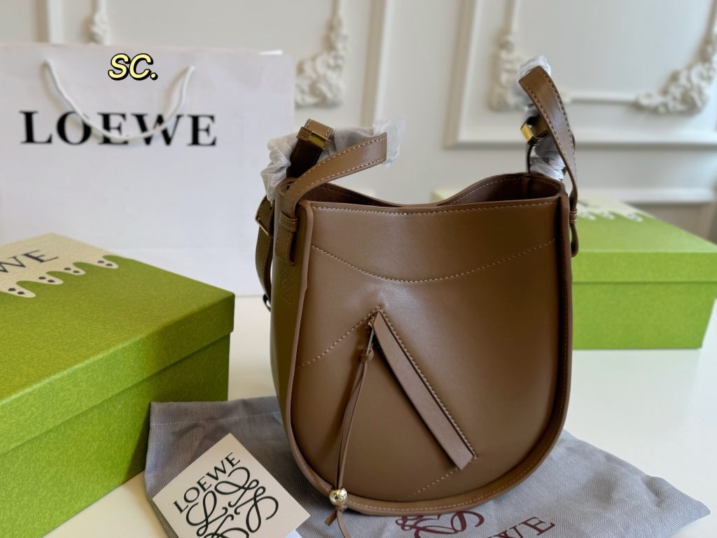 Loewe Bag Dupe 1296 - Image 2