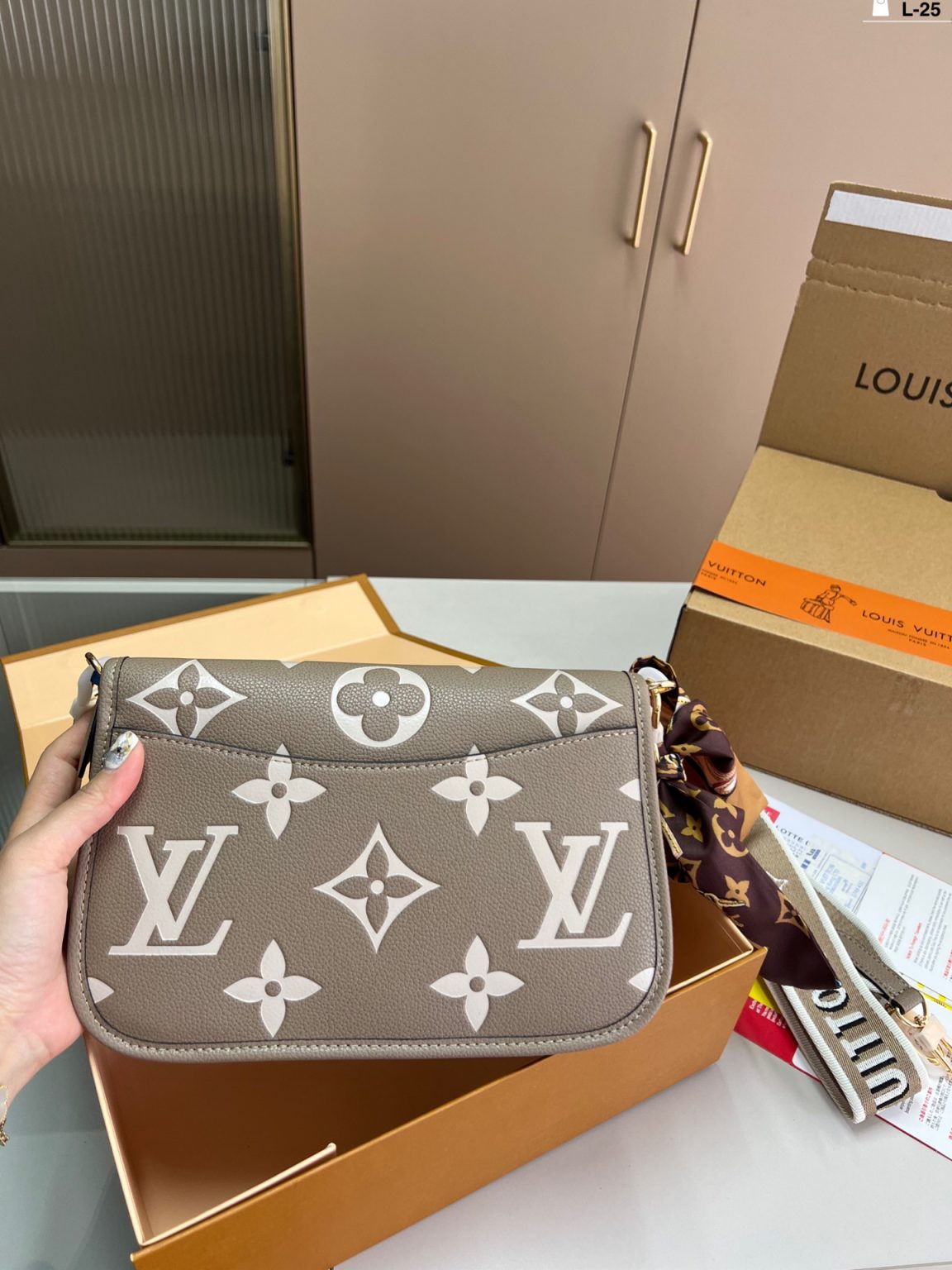 Louis Vuitton Bag Dupe 1021 - Bild 4