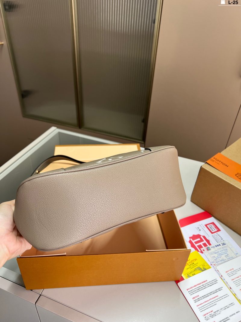 Louis Vuitton Bag Dupe 1073 - Image 3