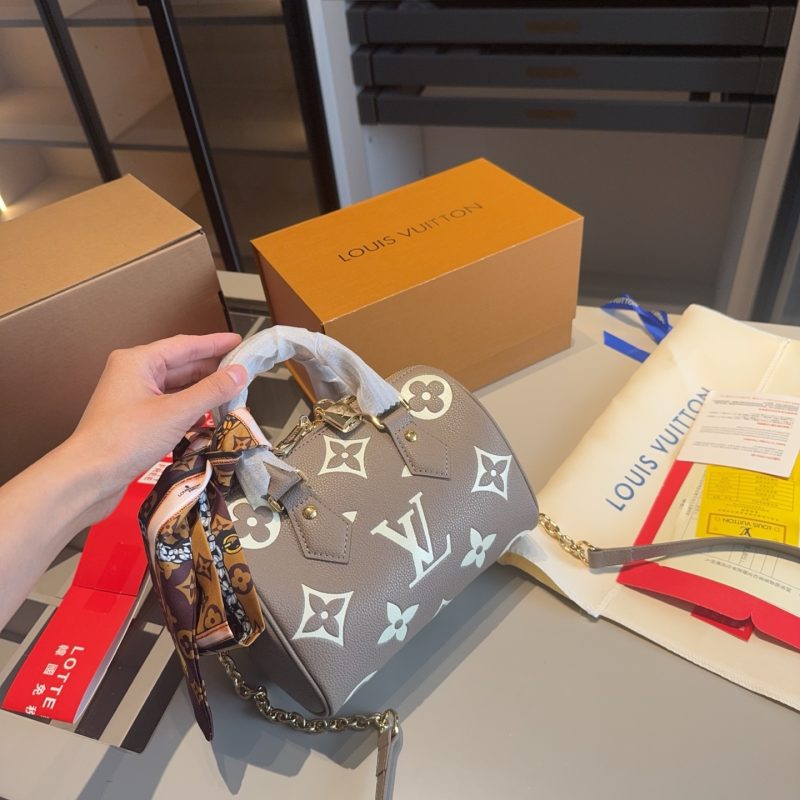 Louis Vuitton Bag Dupe 1104 - Image 3