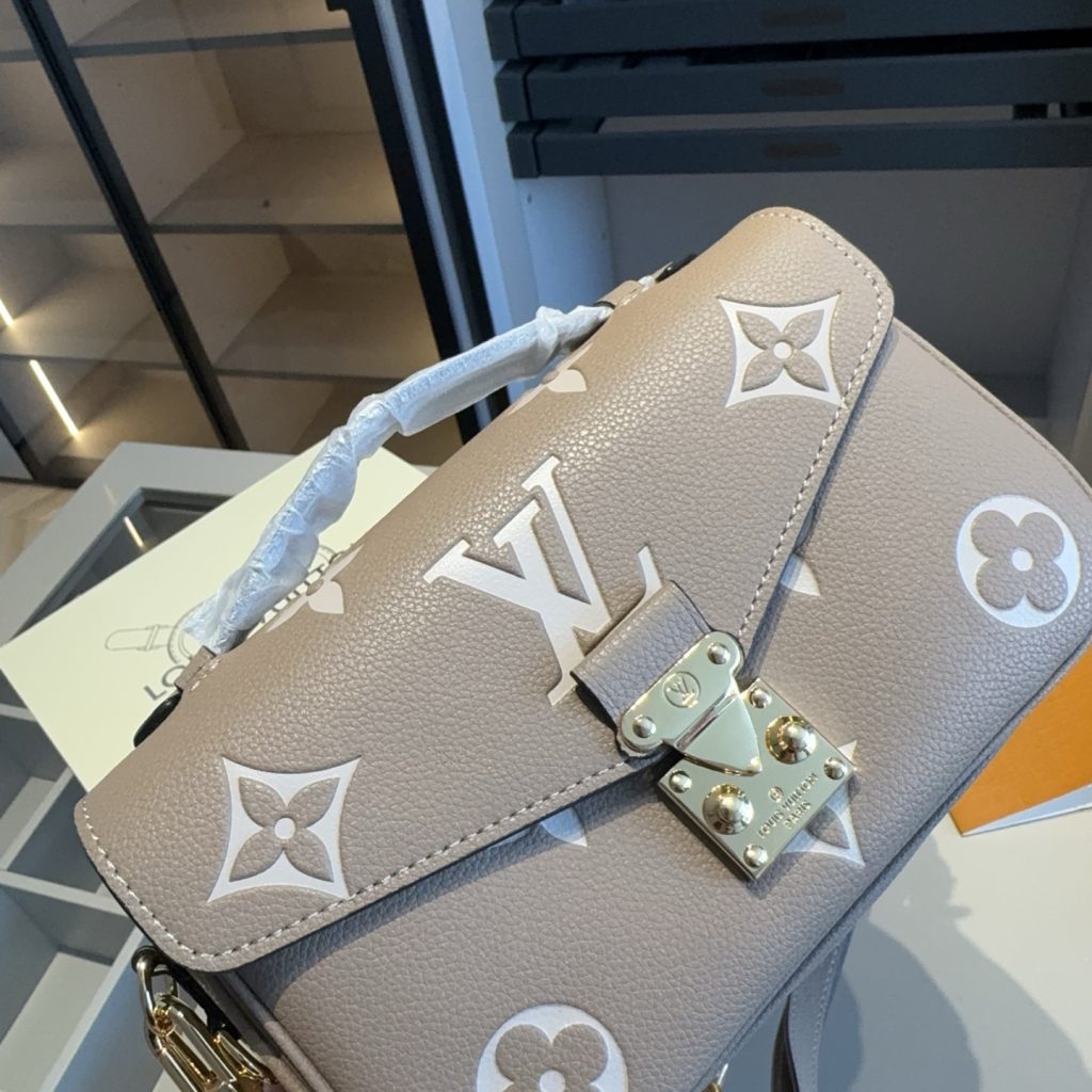Louis Vuitton Bag Dupe 1165 - Obraz 4