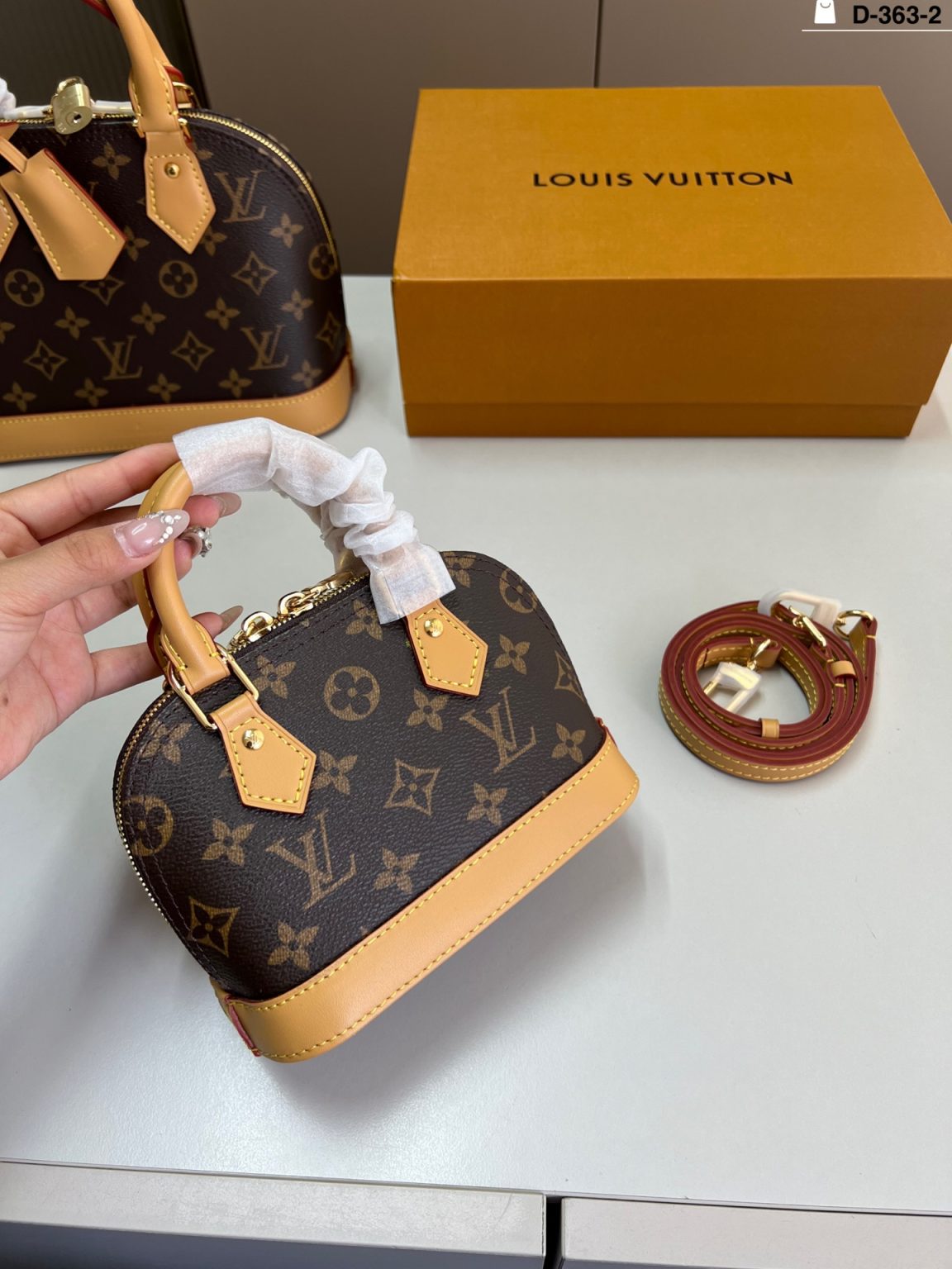 Louis Vuitton Bag Dupe 1346 - Obraz 4