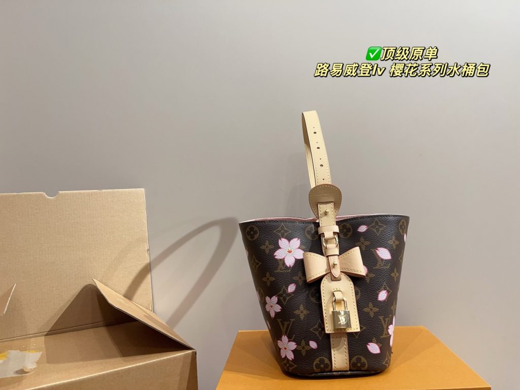 Louis Vuitton Bag Dupe 1389