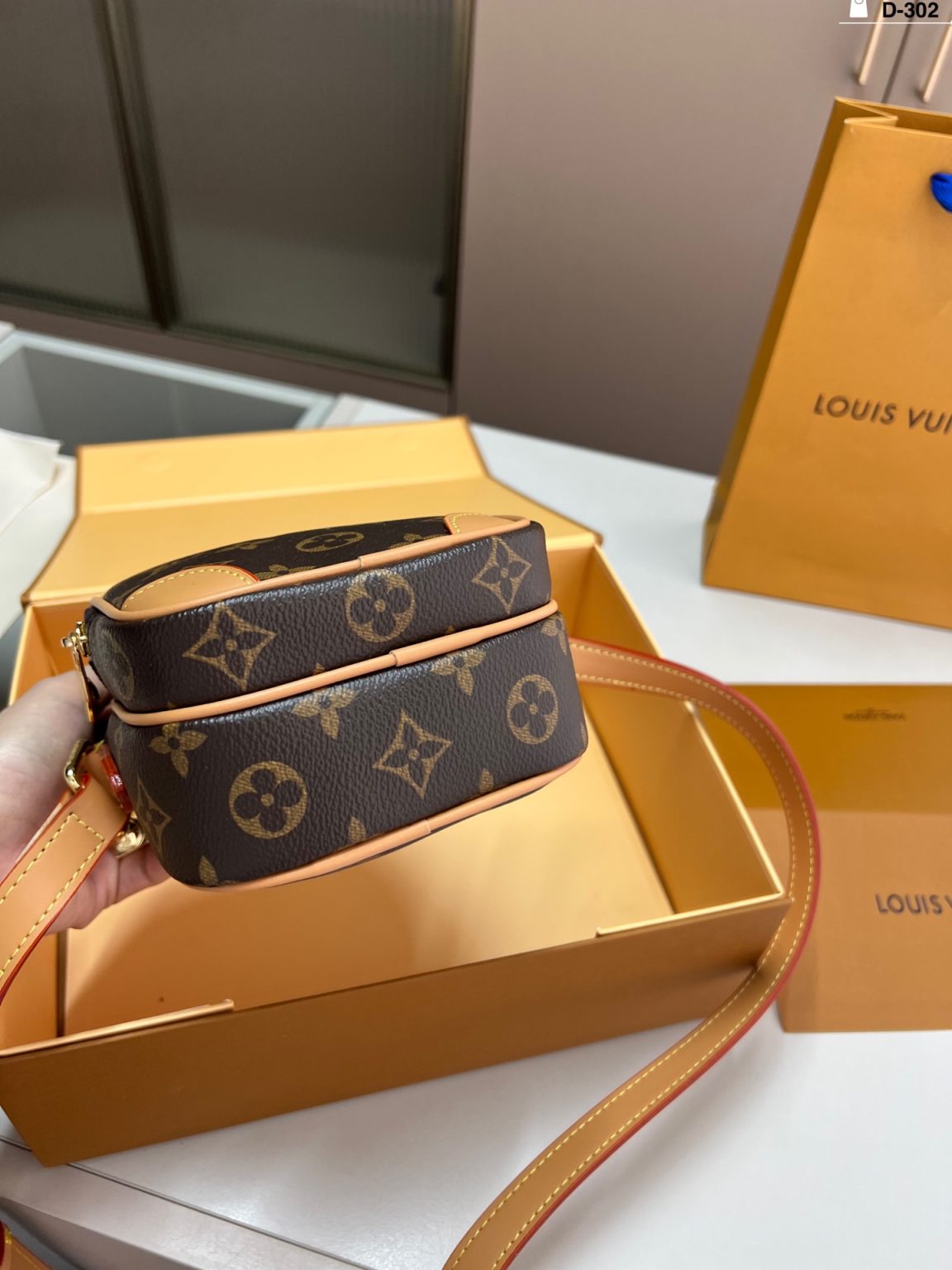 Louis Vuitton Bag Dupe 1432 - Obraz 3
