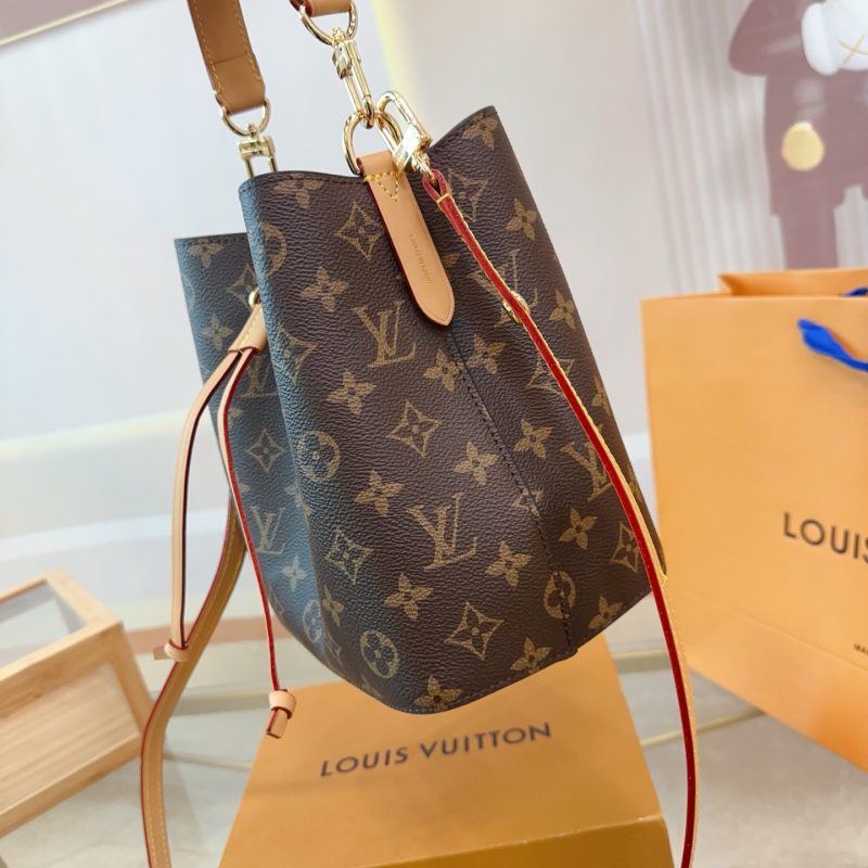 Louis Vuitton Bag Dupe 1609 - Image 4