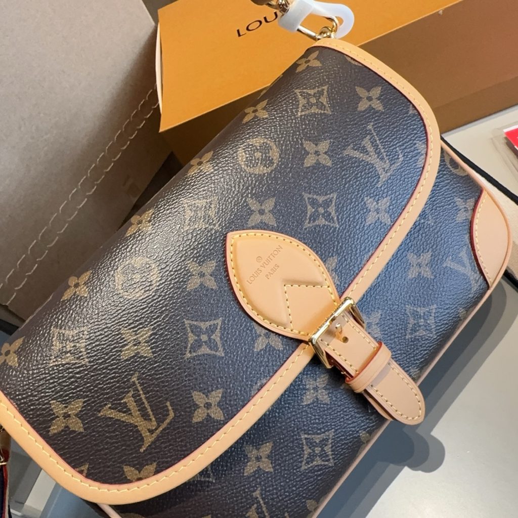Louis Vuitton Bag Dupe 1645 - Bild 3