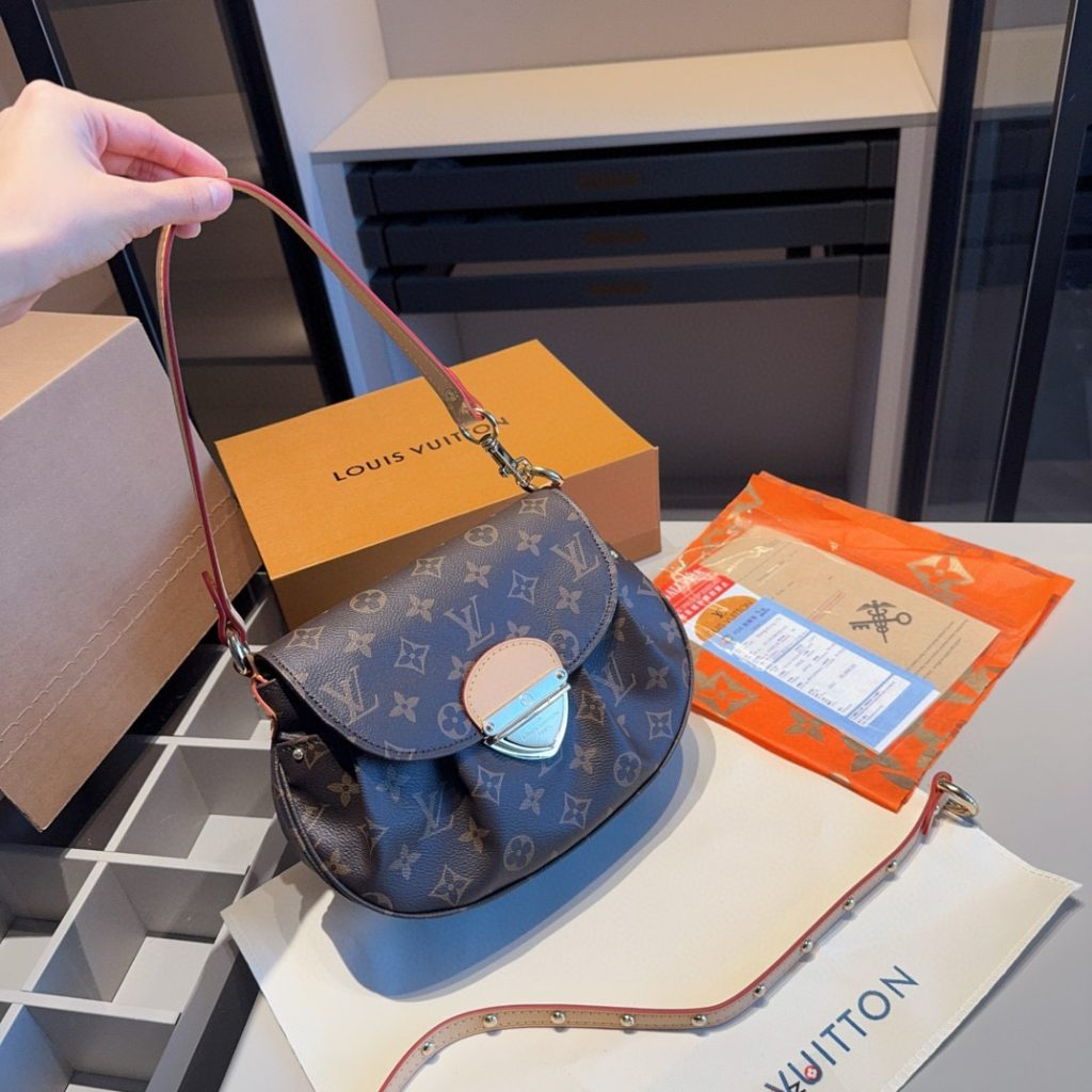 Louis Vuitton Bag Dupe 1736 - Bilde 3