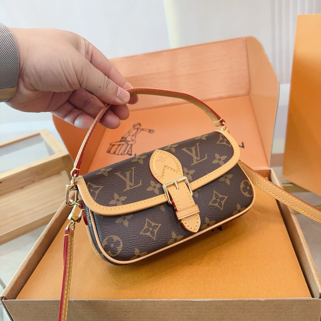 Louis Vuitton Bag Dupe 1760 - Obraz 2