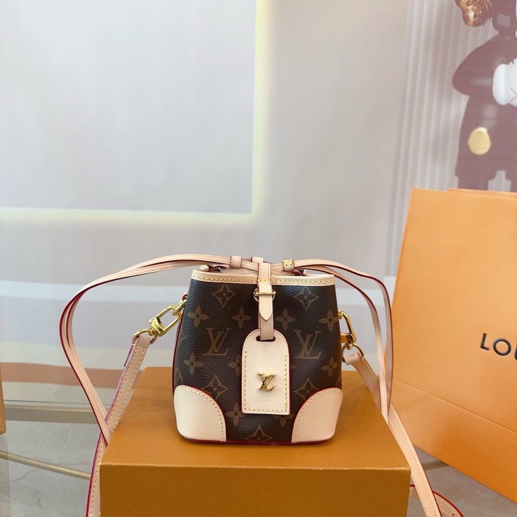 Louis Vuitton Bag Dupe 1845