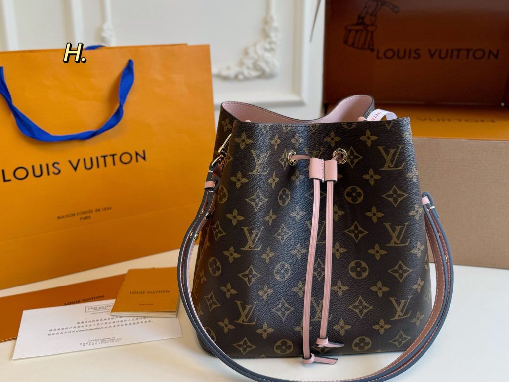 Louis Vuitton Bag Dupe 2064 - Bild 4