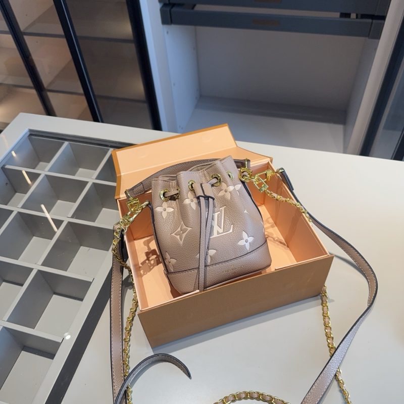 Louis Vuitton Bag Dupe 2158 - Image 3