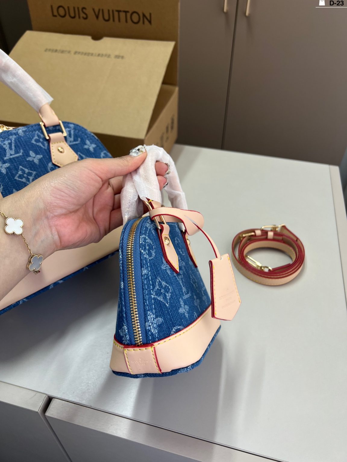 Louis Vuitton Bag Dupe 2258 - Obraz 2