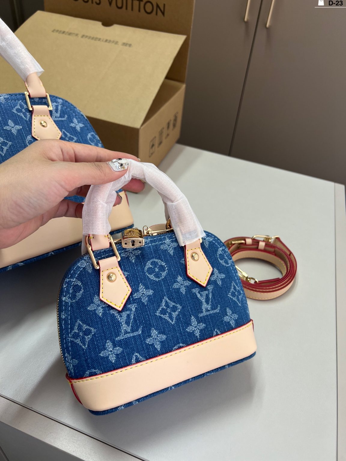Louis Vuitton Bag Dupe 2258 - Obraz 4