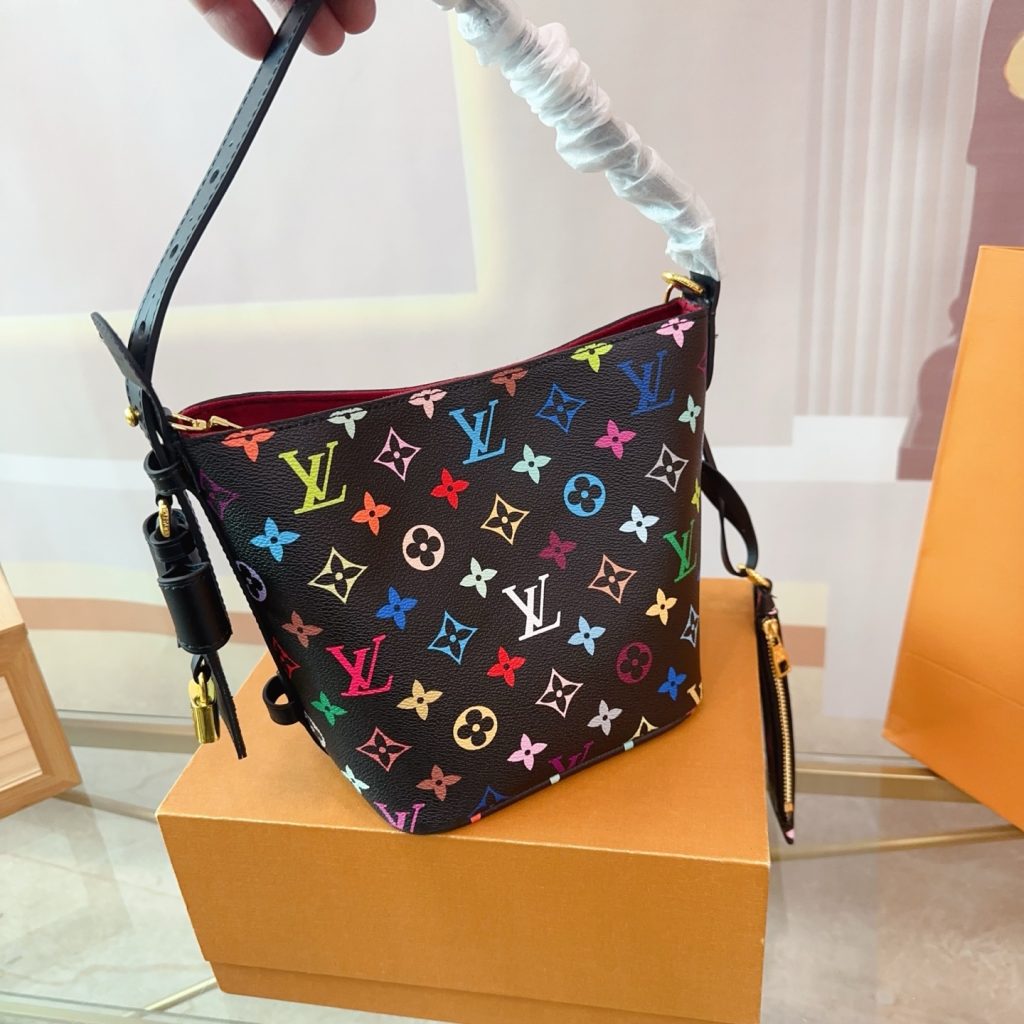 Louis Vuitton Bag Dupe 2286 - Image 2