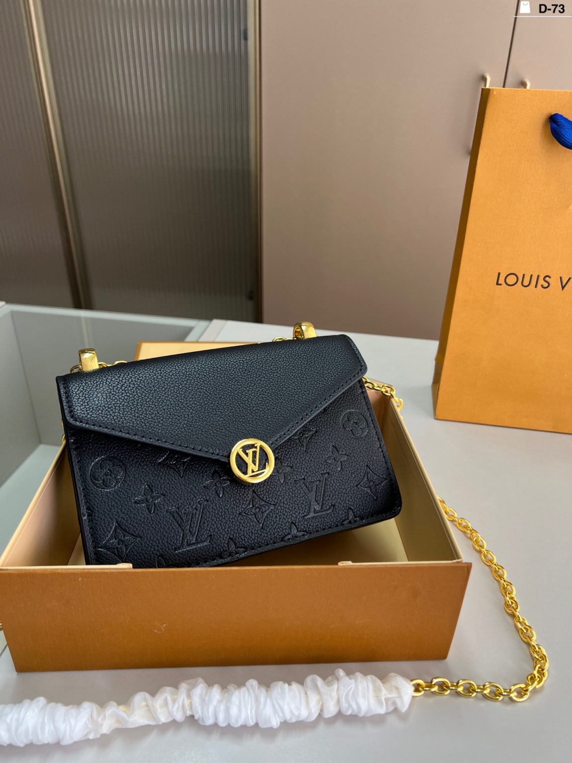Louis Vuitton Bag Dupe 2299 - Image 4