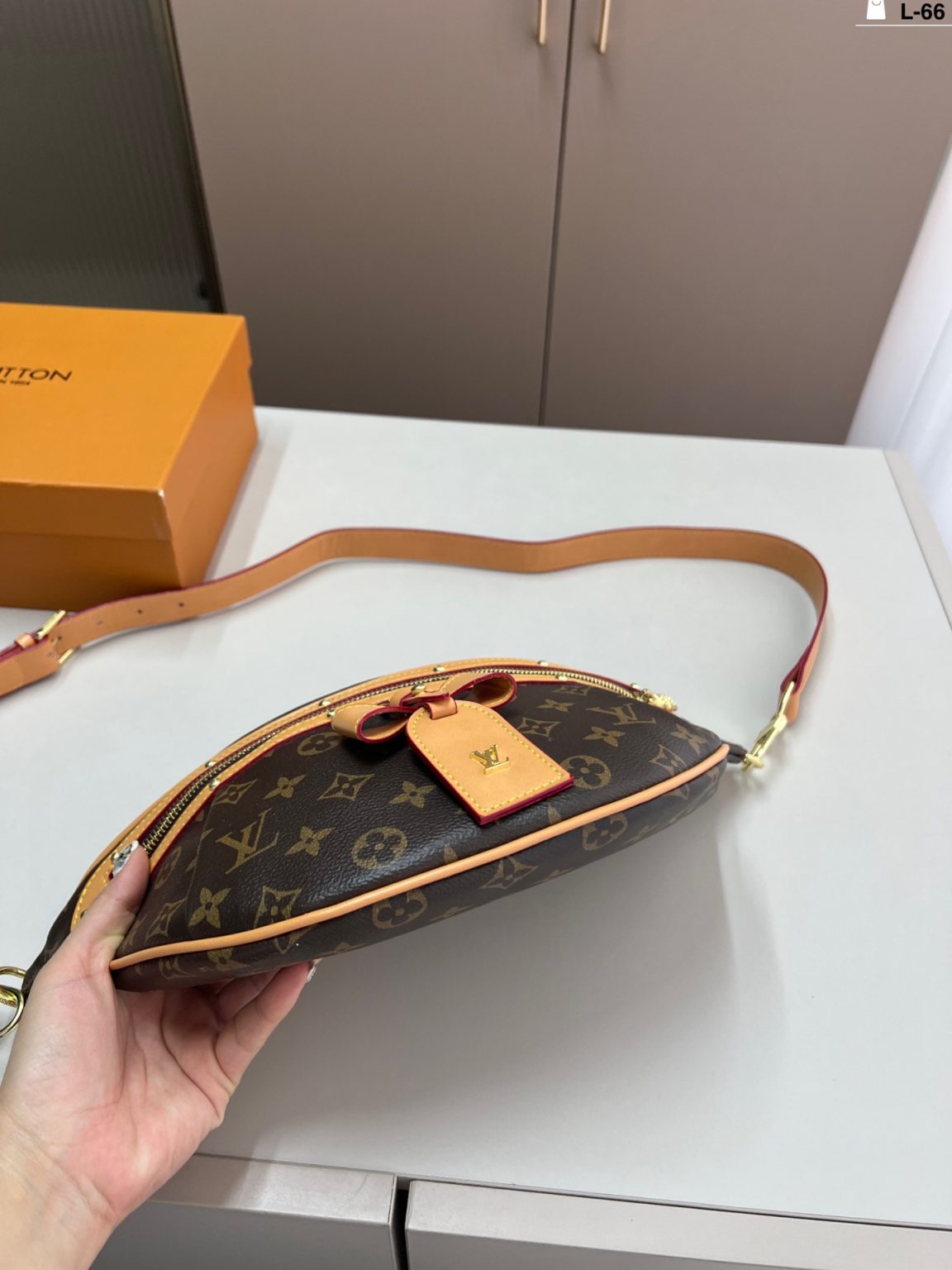 Louis Vuitton Bag Dupe 2351 - Image 3