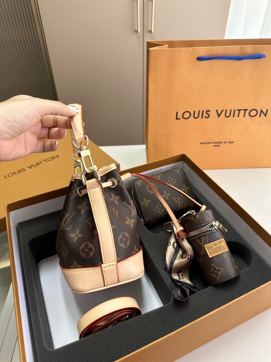 Louis Vuitton Bag Dupe 2362 - Immagine 2