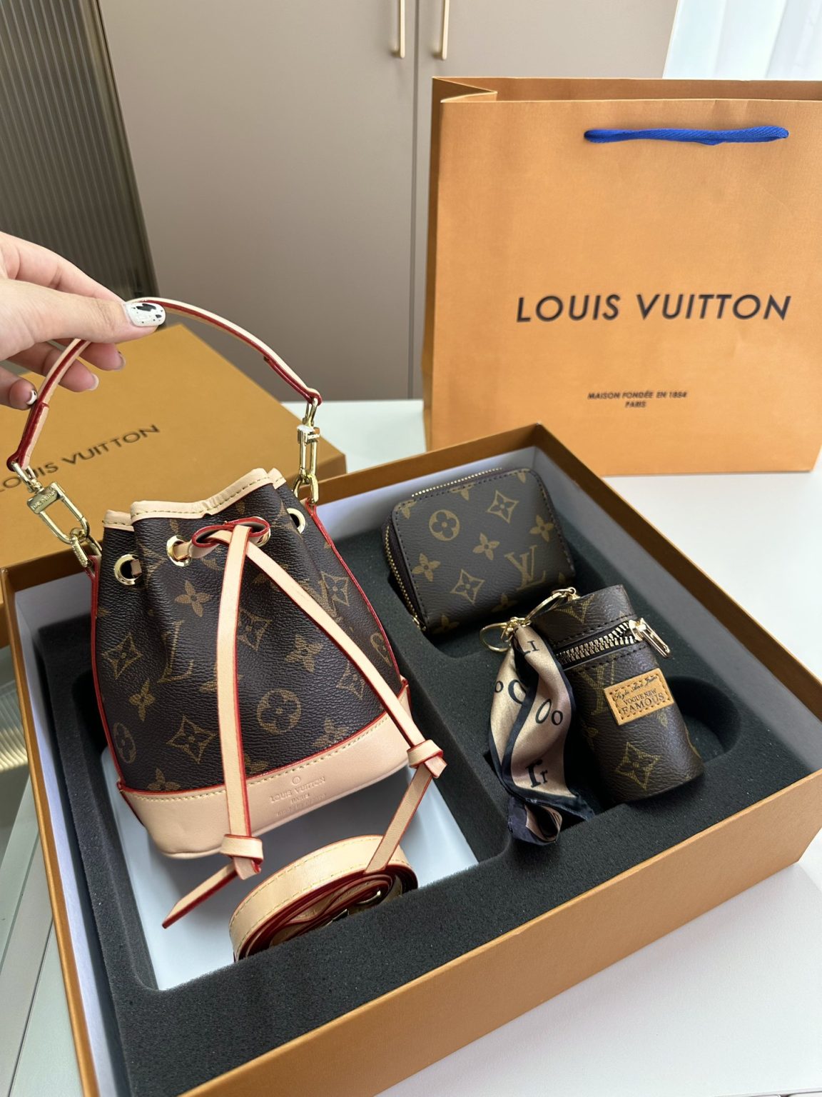 Louis Vuitton Bag Dupe 2362