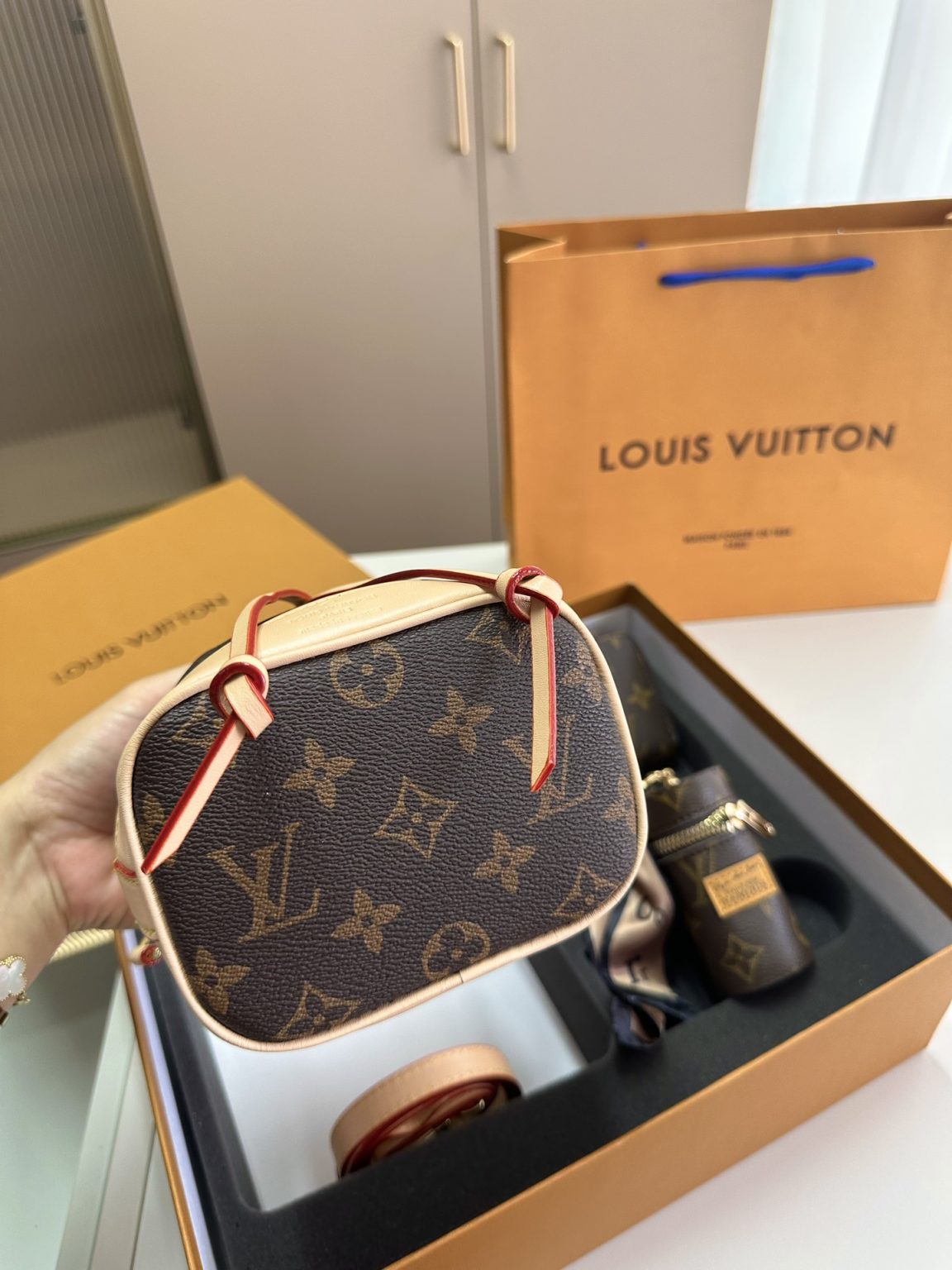 Louis Vuitton Bag Dupe 2362 - Immagine 3