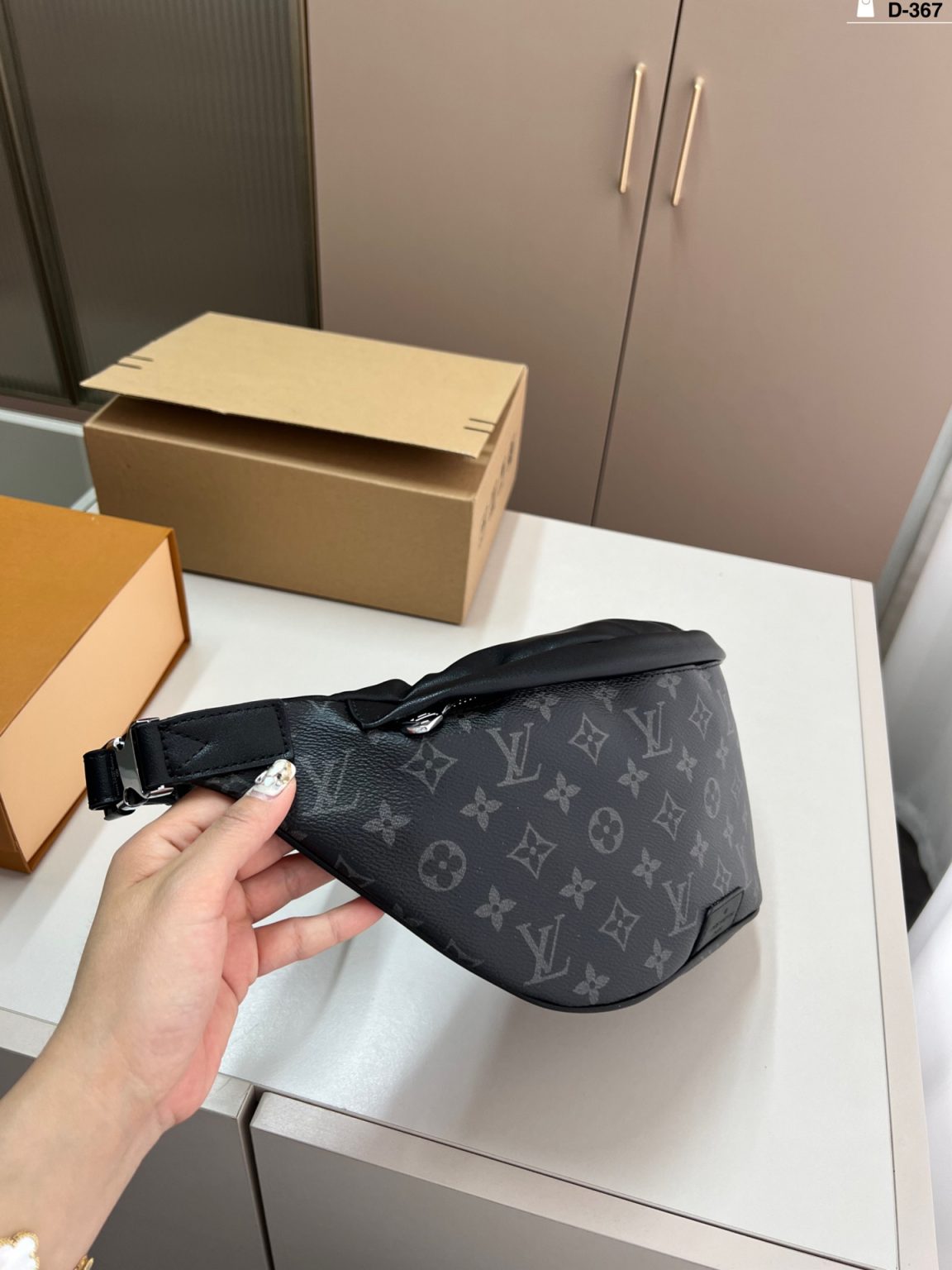 Louis Vuitton Bag Dupe 2382 - Image 2