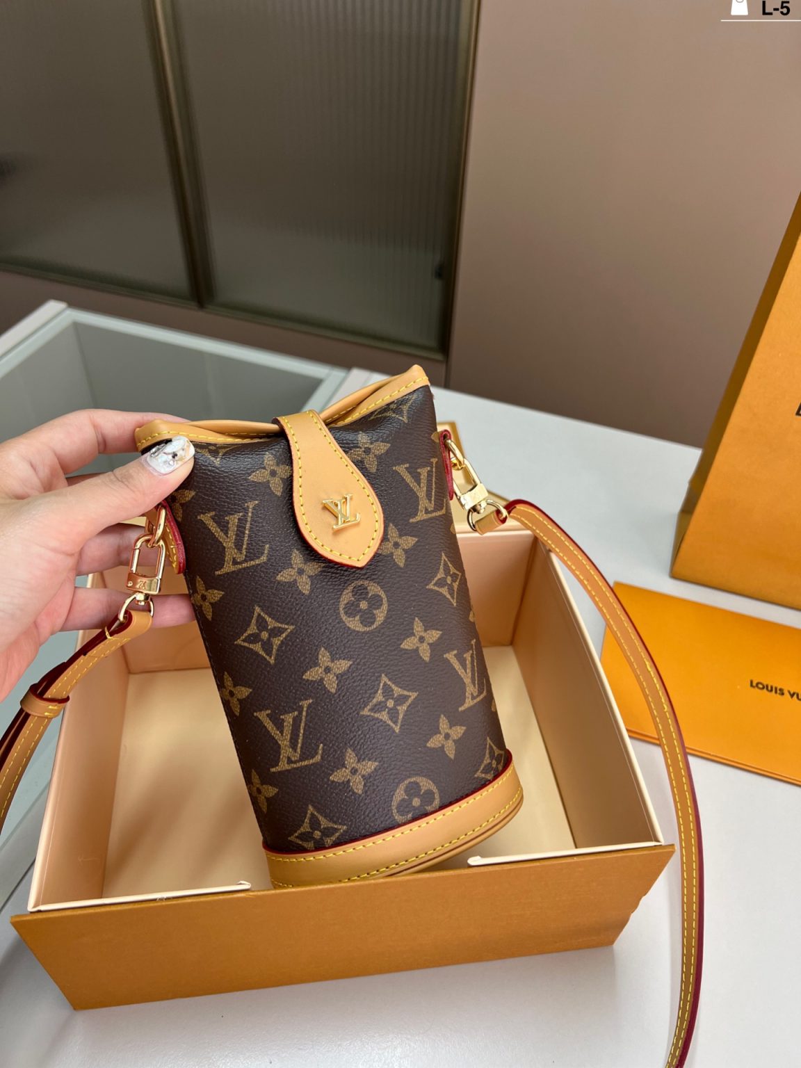 Louis Vuitton Bag Dupe 2393