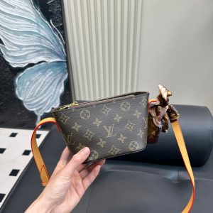 Louis Vuitton Borsa Dupe 2440