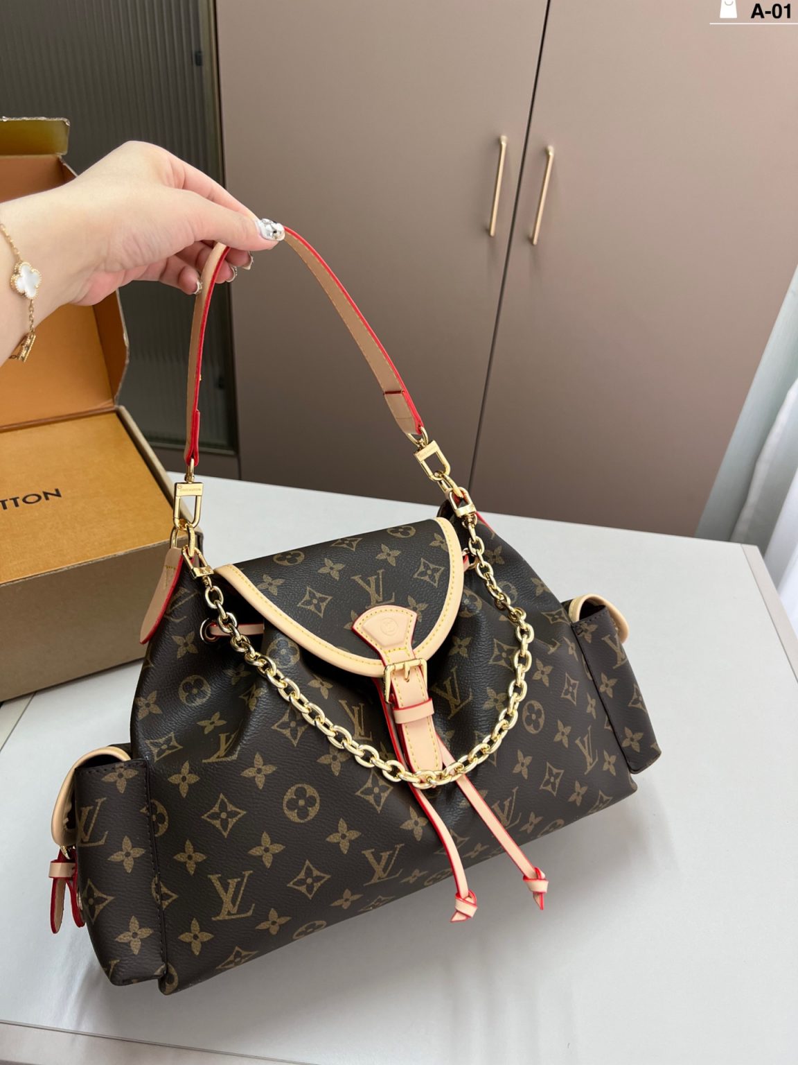 Louis Vuitton Bag Dupe 2466