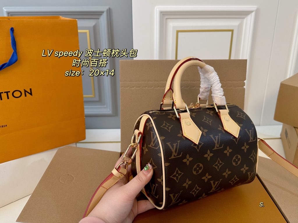 Louis Vuitton Bag Dupe 2469 - Image 2