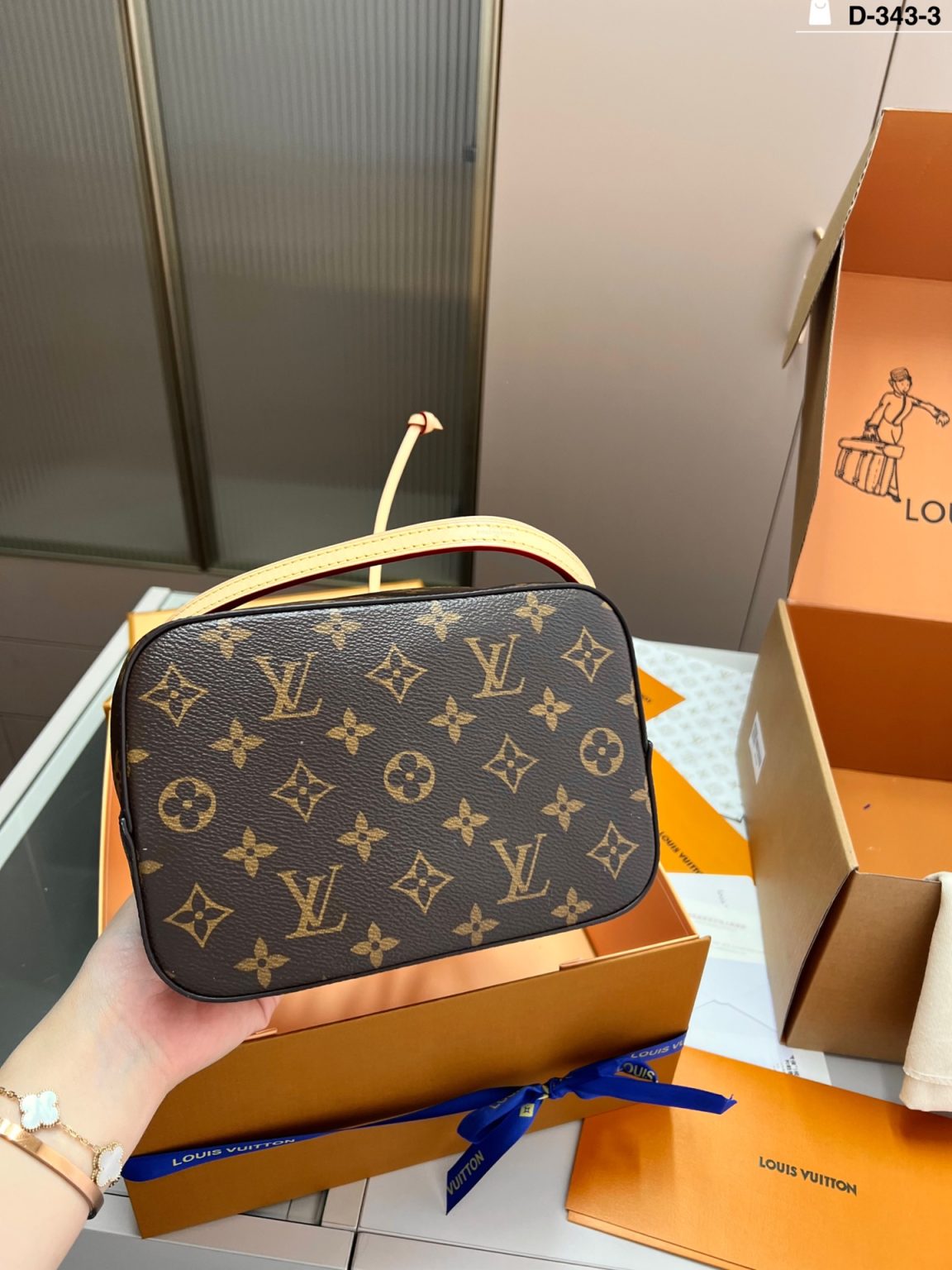 Louis Vuitton Bag Dupe 708 - Image 3