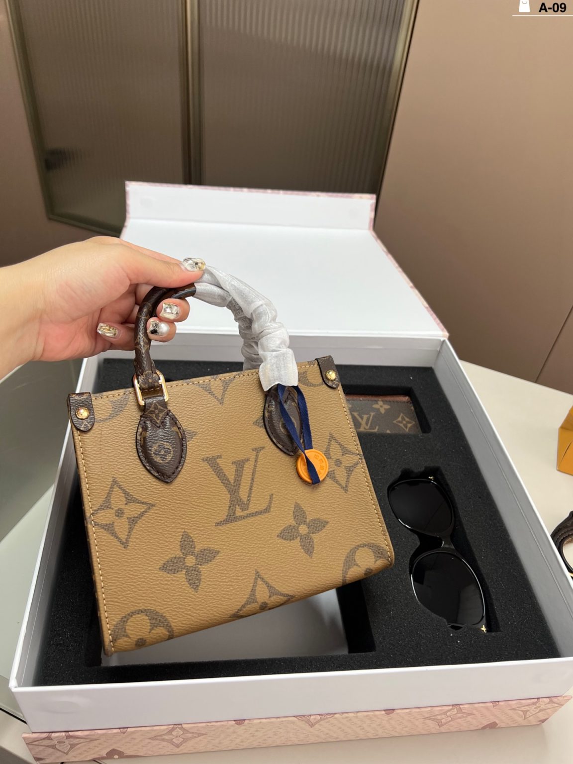 Louis Vuitton Bag Dupe 829 - Bilde 4