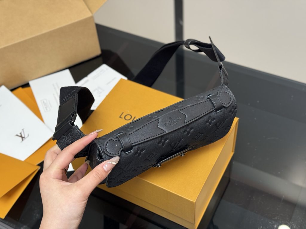 Louis Vuitton Bag Dupe 843 - Bilde 3