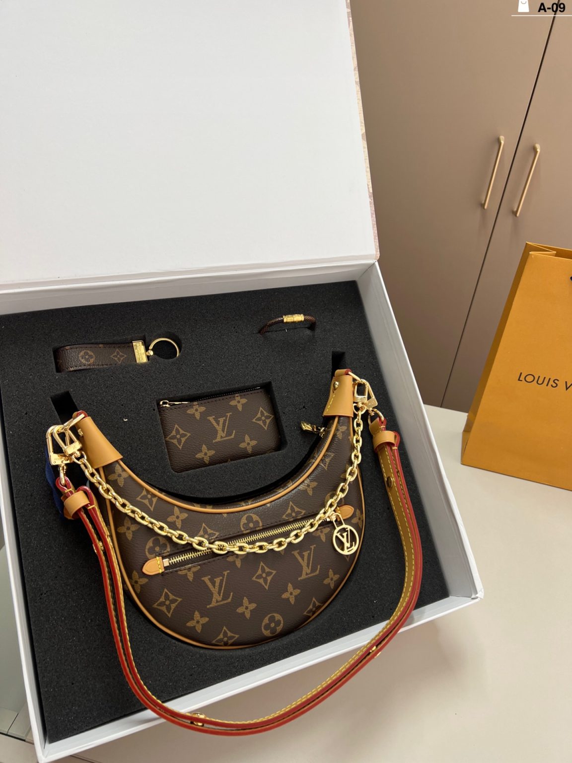 Louis Vuitton Bag Dupe 852