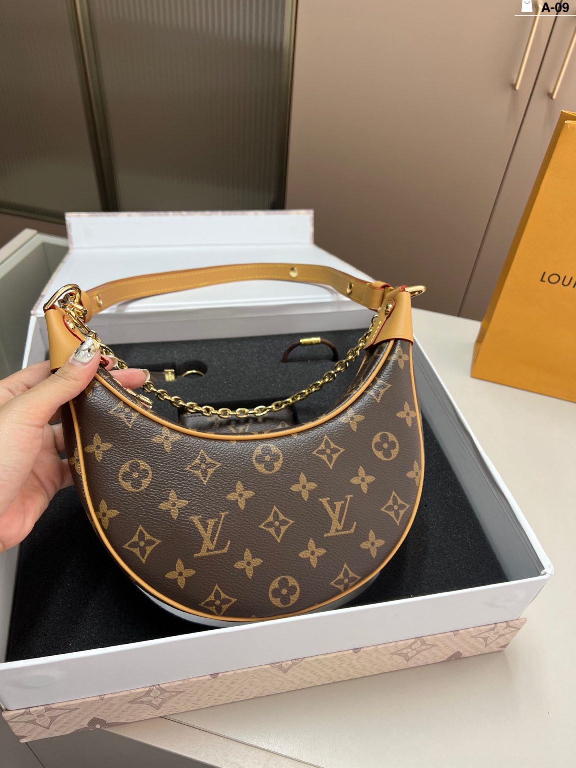 Louis Vuitton Bag Dupe 852 - Bilde 4