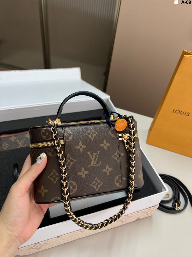 Louis Vuitton Bag Dupe 894 - Image 4