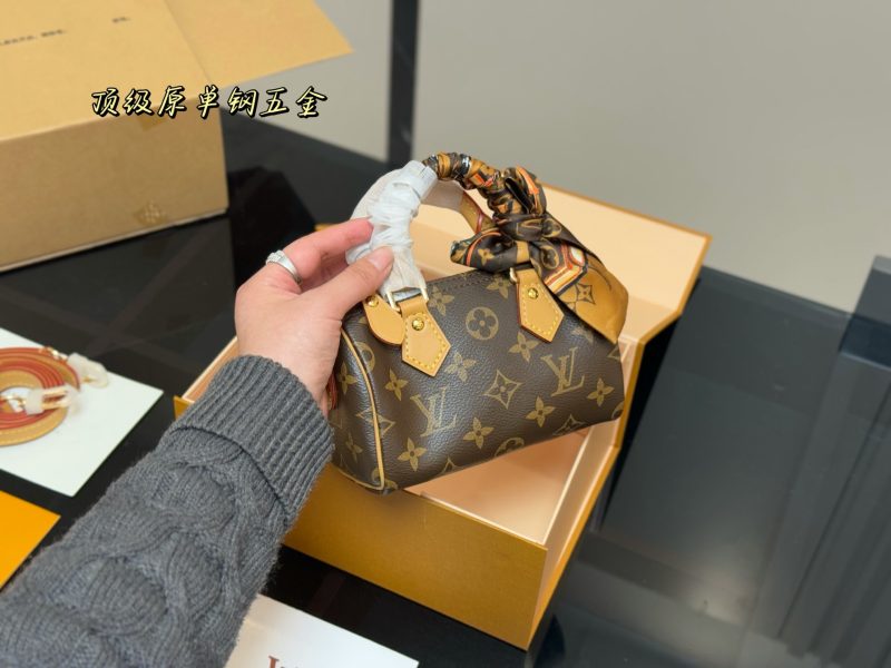 Louis Vuitton Bag Dupe 998 - Image 2
