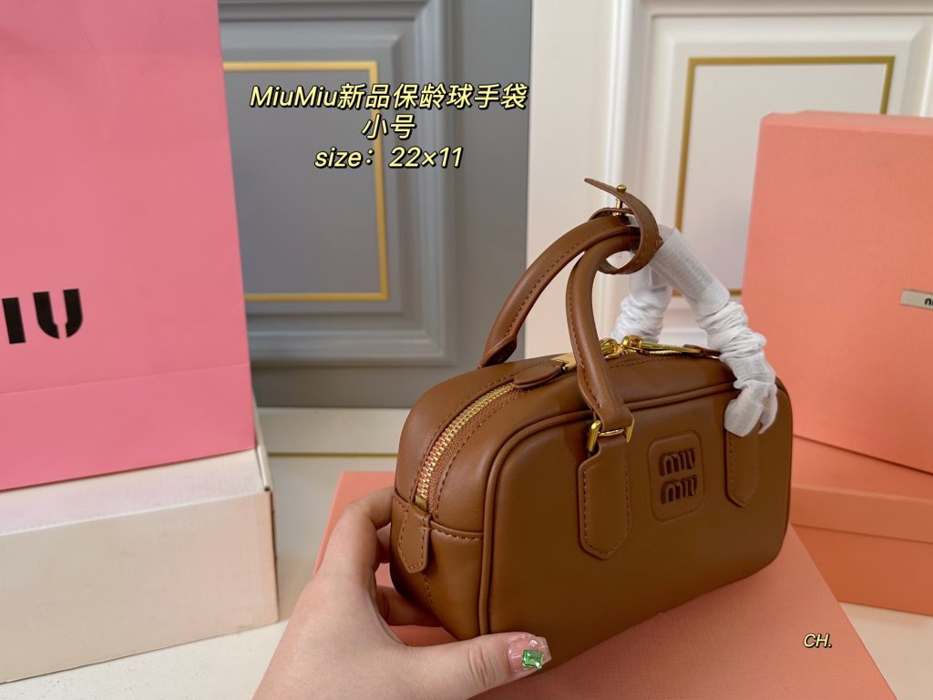 Miu Miu Bag Dupe 1362 - Obraz 2