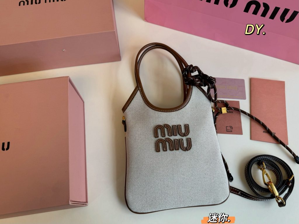 Miu Miu Bag Dupe 2263 - Obraz 3