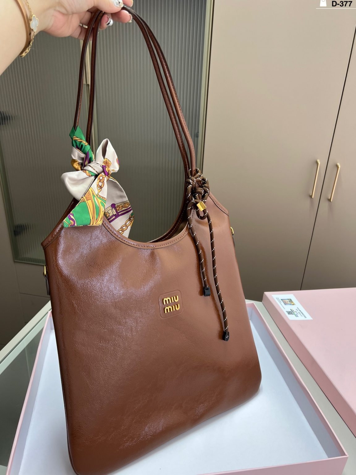 Miu Miu Bolso Dupe 2295